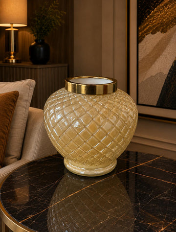 The Lumina Pearl Vase