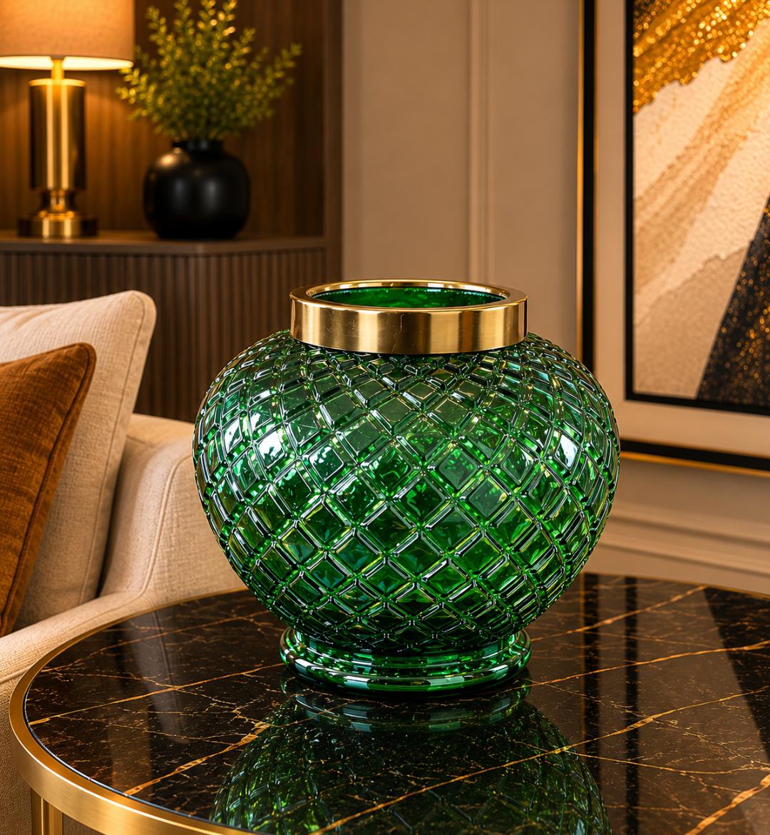 The Lumina Pearl Vase